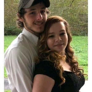 Meet your Posher, Hailey n